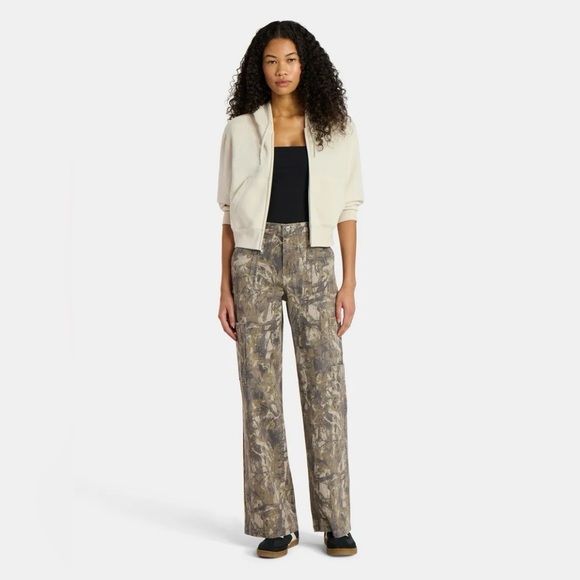 No Boundaries | Camo Wide Leg Cargo Pants - Picture 1 of 12